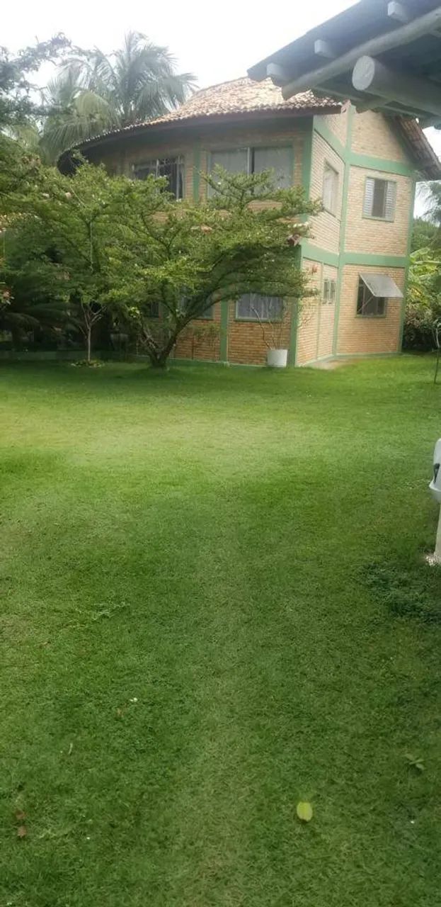 Linda área de terreno com casa 2 pavimentos e 5 chales - Chapadão