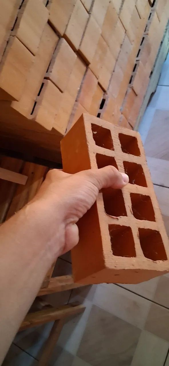 Tijolos e Blocos para Construção64231830515075121