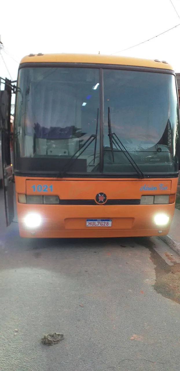 GV 1000