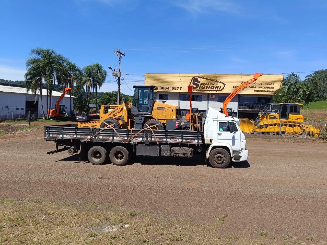 Caminhão baú 10m fretes Xanxerê e região - Foto 2