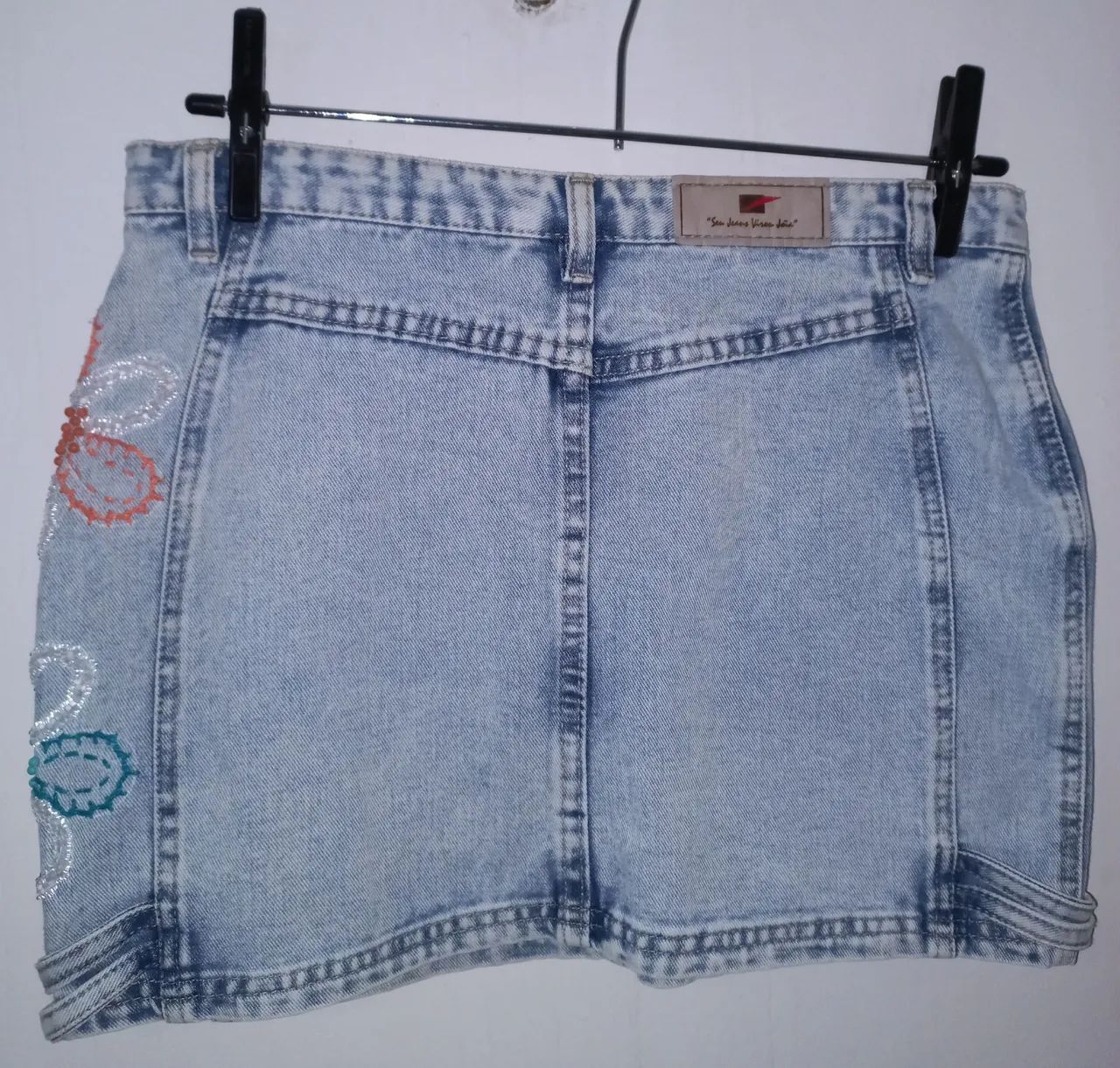 Saia Jeans com Detalhes Florais Bordados - Foto 2