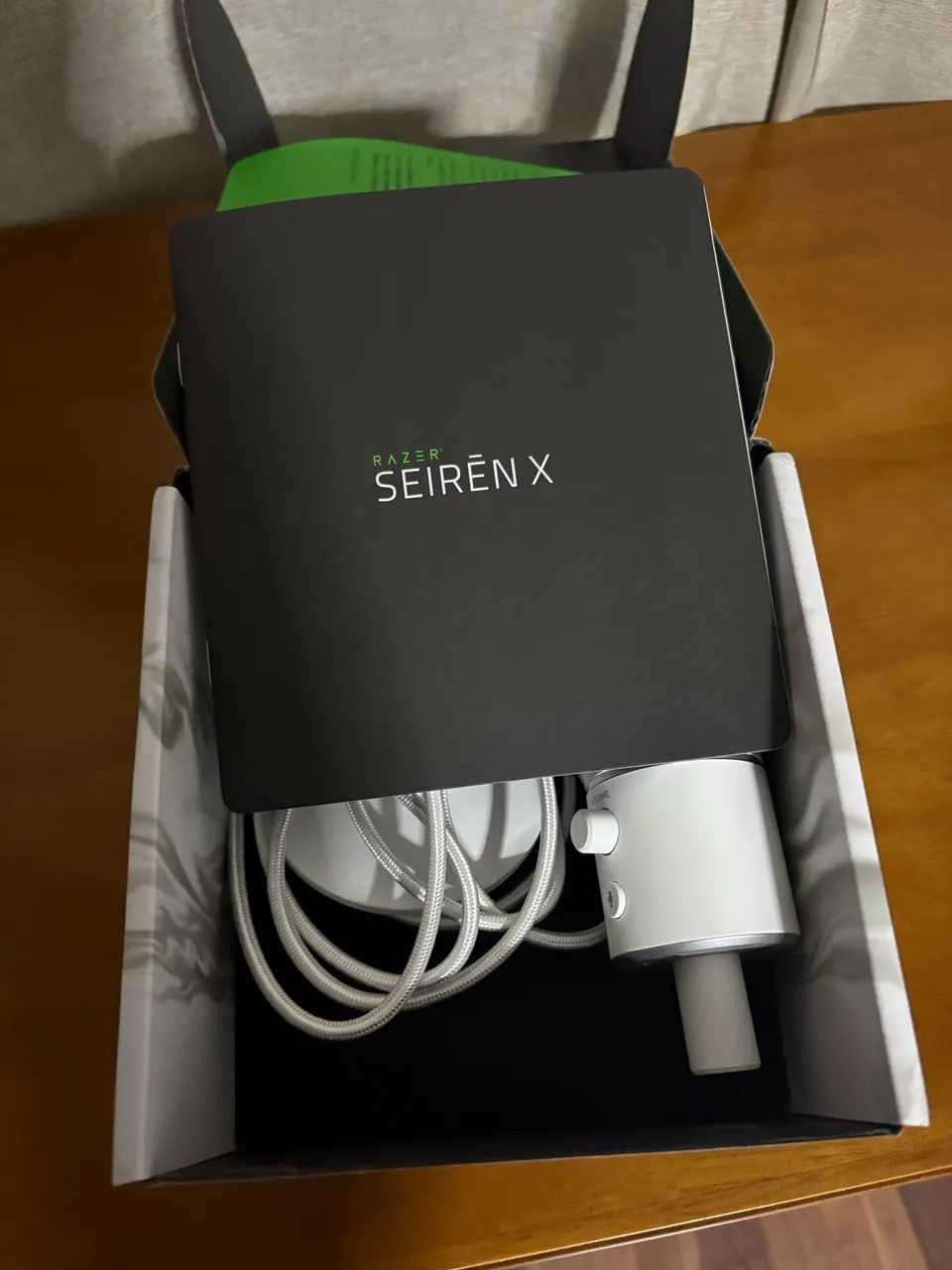 Microfone Razer Seiren X Branco (Importado) - Foto 3