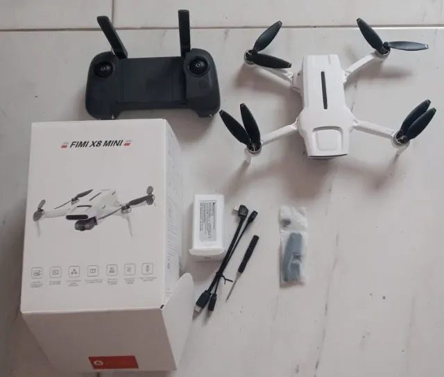 Drone Fimi X8 Mini V1 - Bateria Danificada