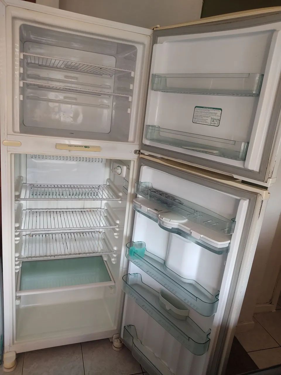 Geladeira Consul 480L Com Dispensador de água na porta - Foto 2