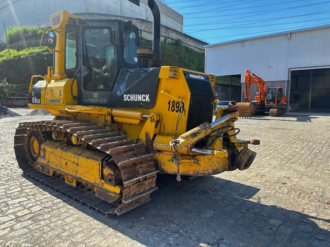 Trator de Esteira Komatsu D61EX-15EO ano 2011