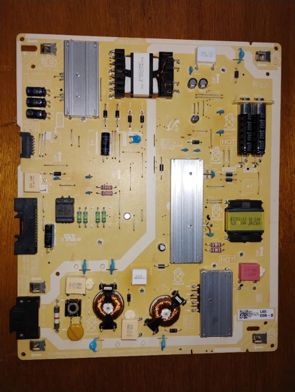Placa fonte tv Samsung un65bu8000gxz - Foto 3