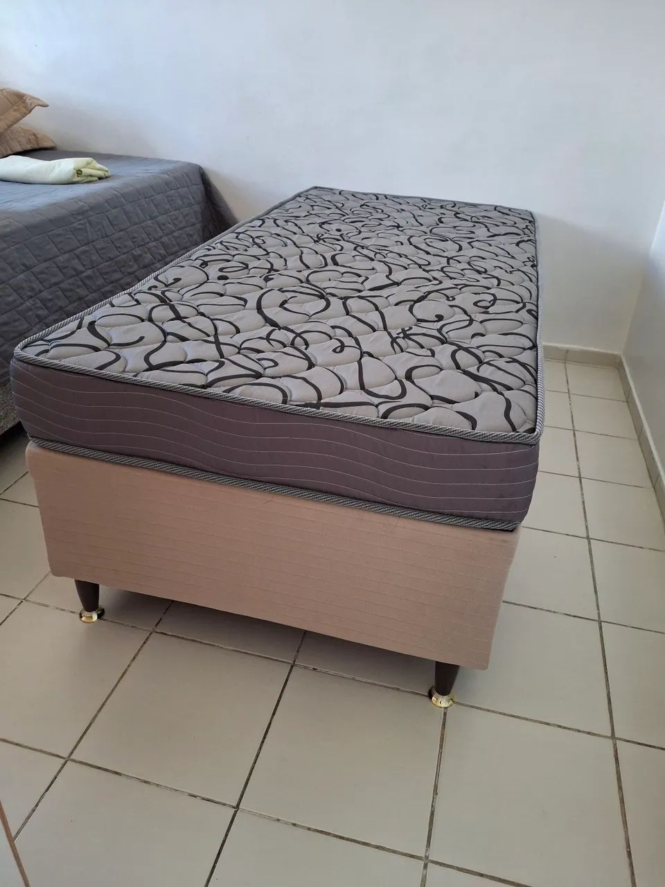 Cama Box Solteiro com Colchão D.33 
