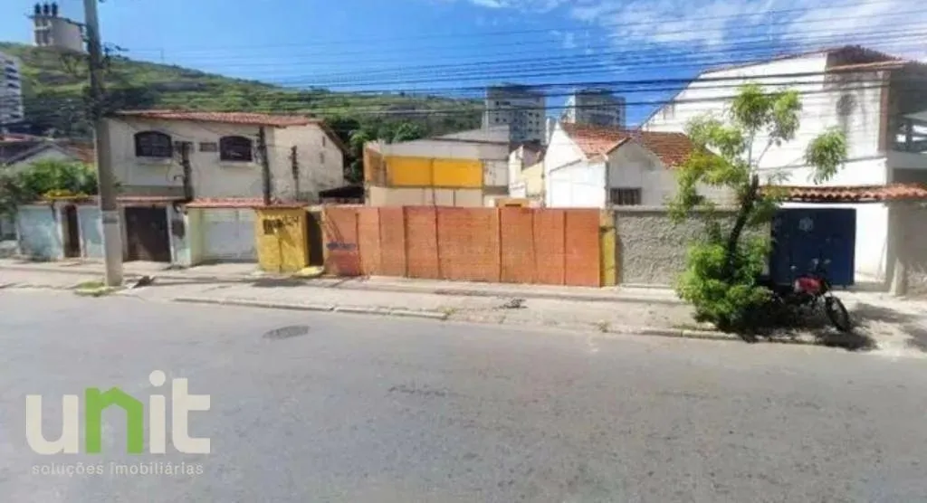 Unit Imobiliária vende Terreno de 202m² em Santa Rosa - Niterói