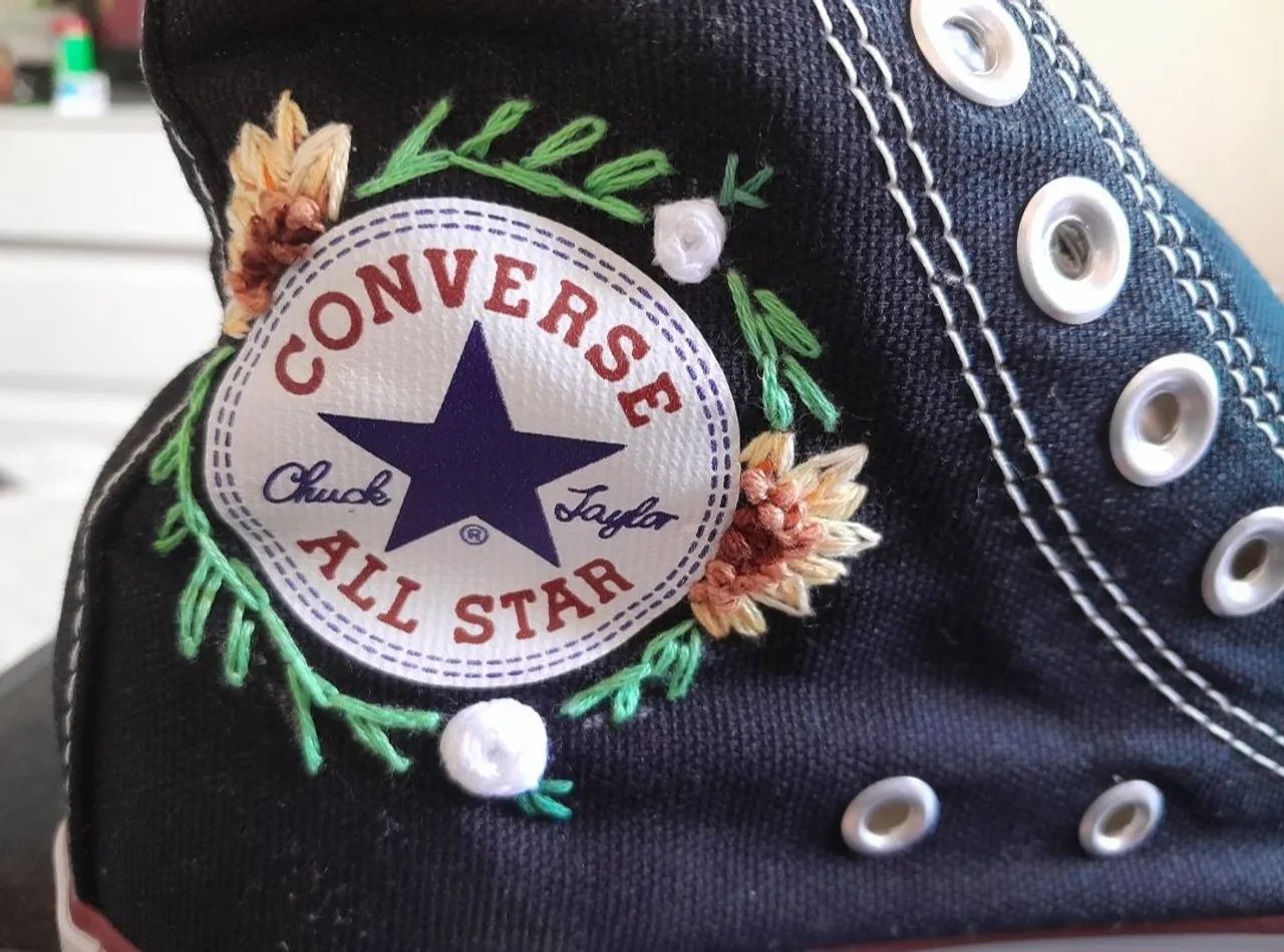 Tênis Bordados à Mão Personalizados  - Foto 2