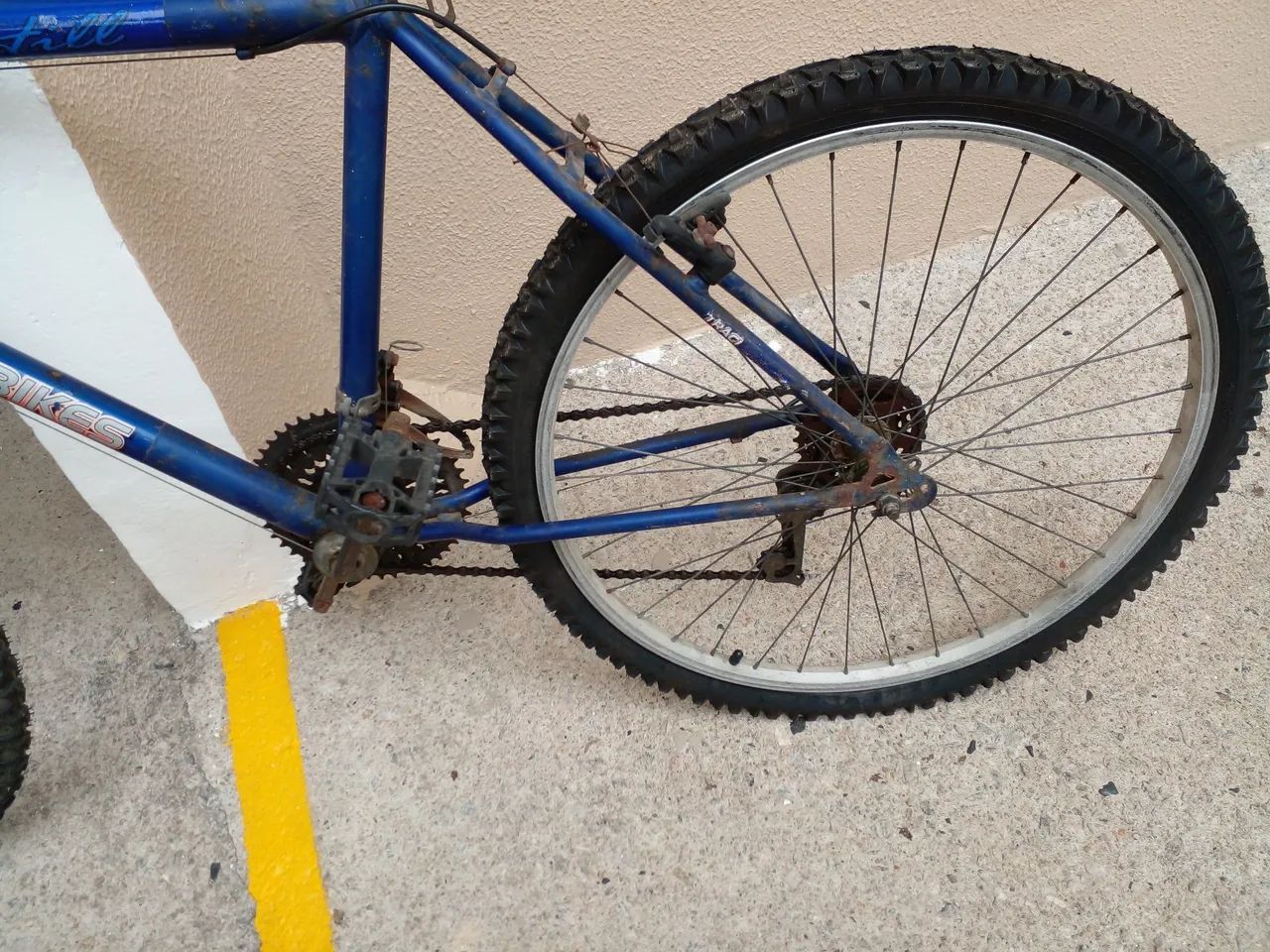 Bicicleta aro 26 18 marchas 