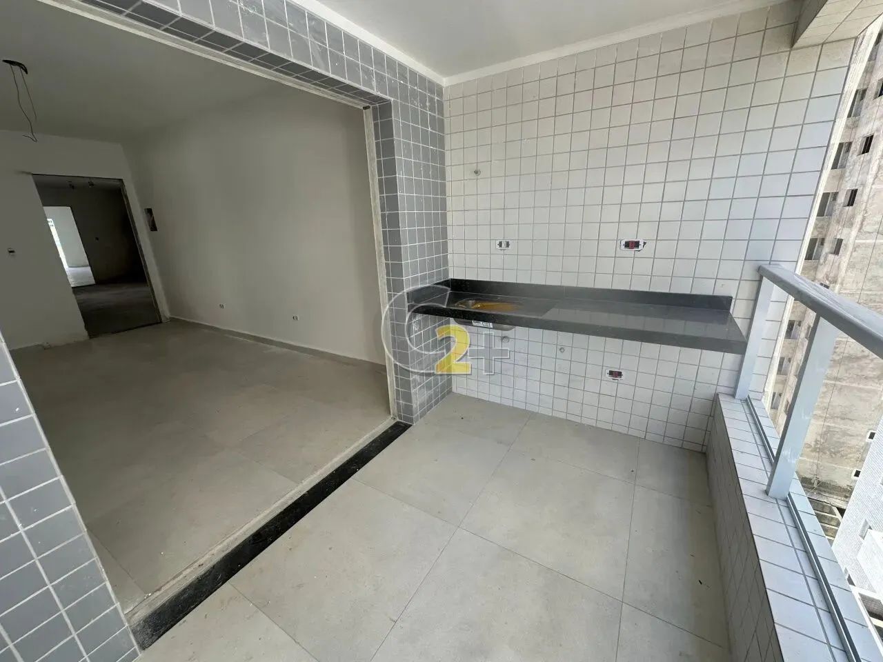 Apartamento a venda na Praia Grande com 1 quarto, 1 vaga - Foto 2