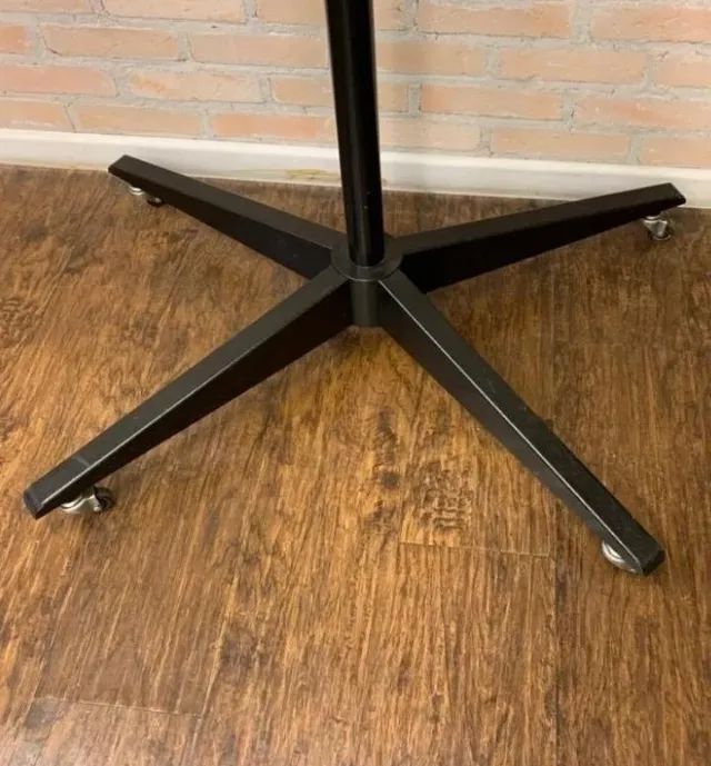 Suporte Tv Com Tripé De Chão  Rodinhas E Bandeja De Vidro - Foto 2