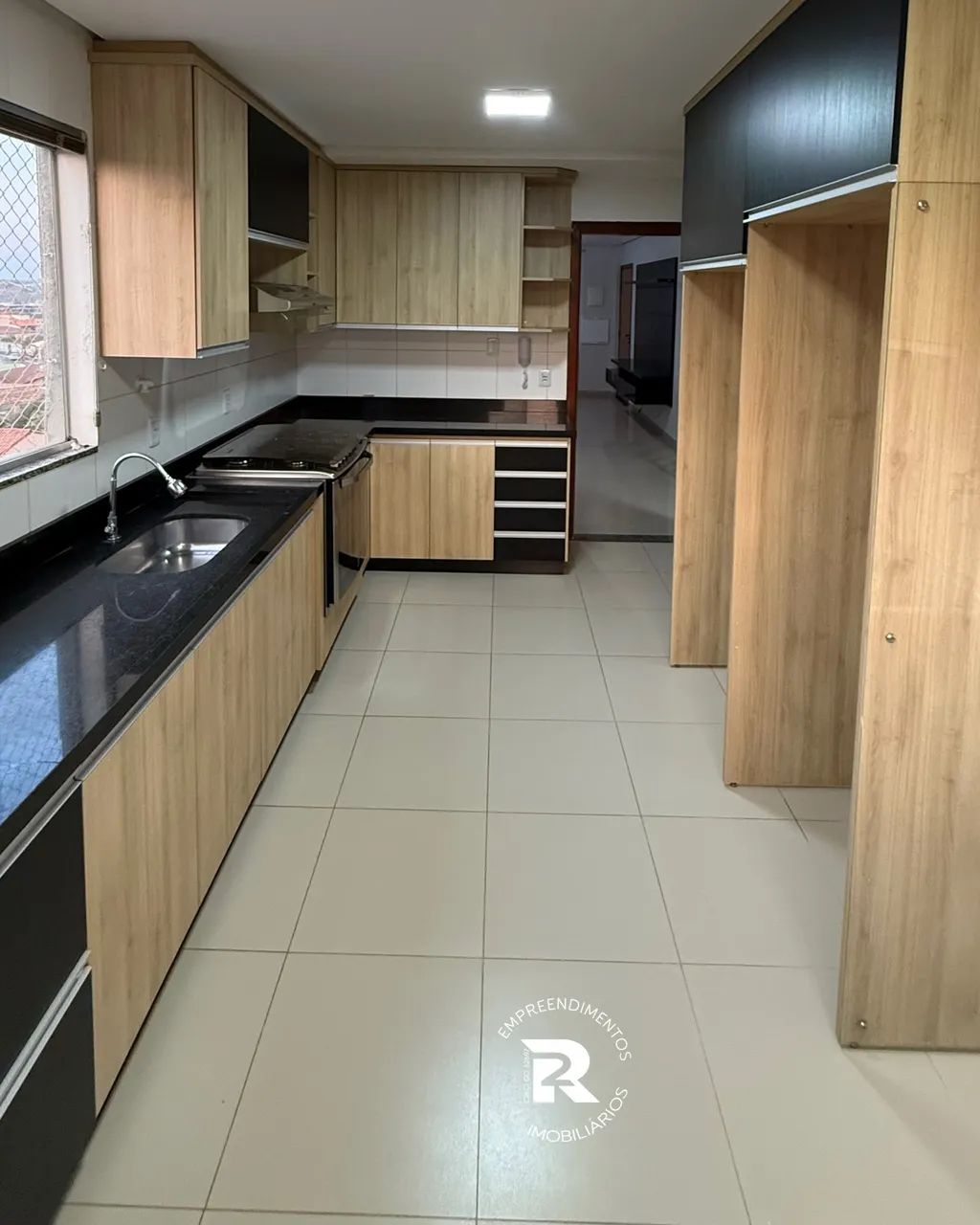 Cobertura Duplex à venda. Localização privilegiada. Imóvel espaçoso e com mobília Cod.545 - Foto 5