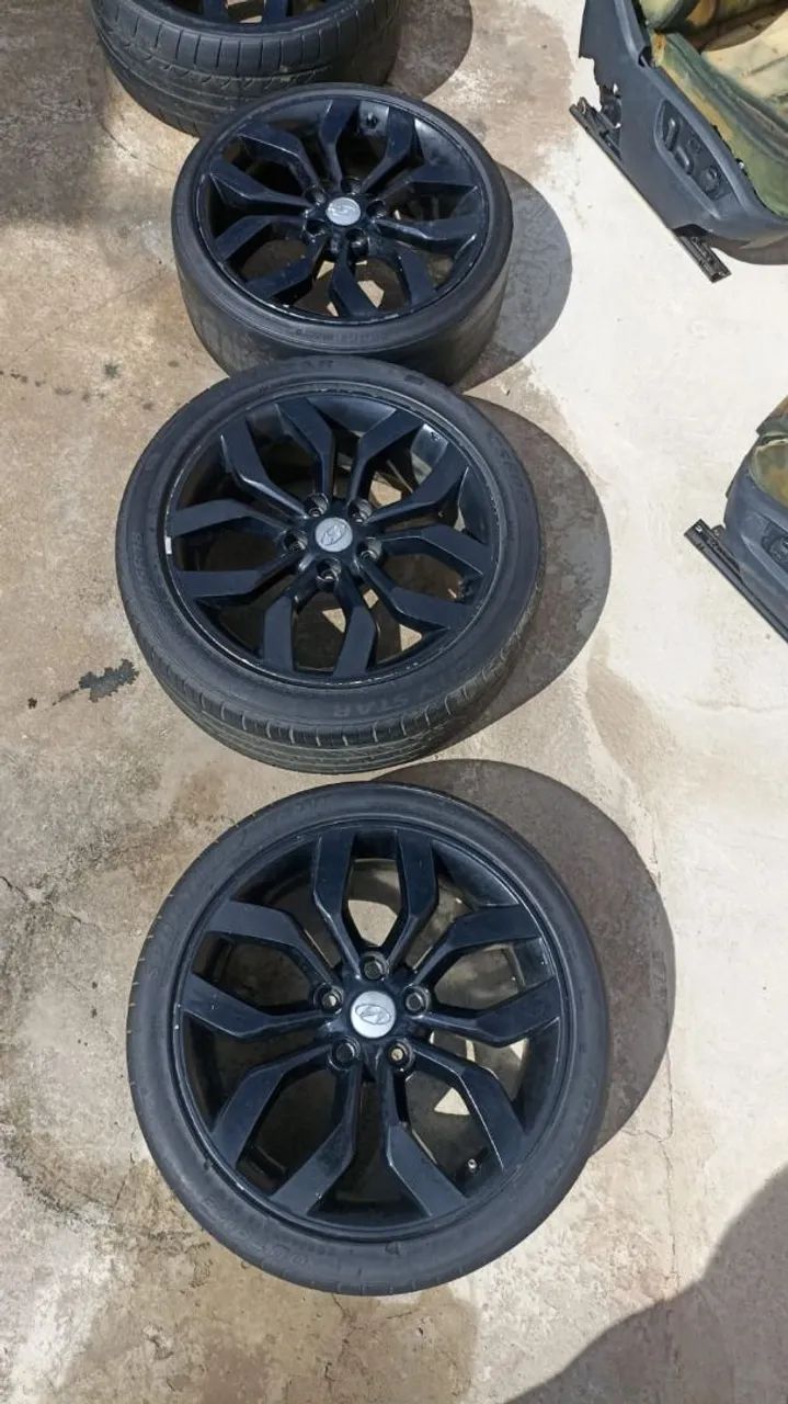 Rodas Aro 18 furacão 5/114 pneus 225/40/18
