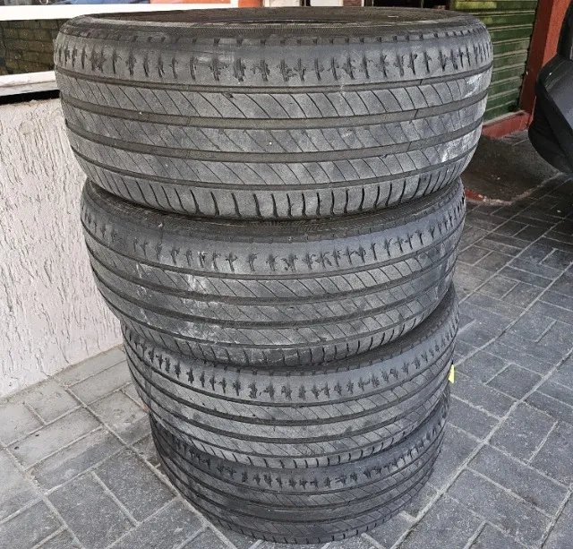 Usado Jogo Pneus Michellin Jeep Compass 225/55 R18 98V Sem Remendos LEIA ANUNCIO