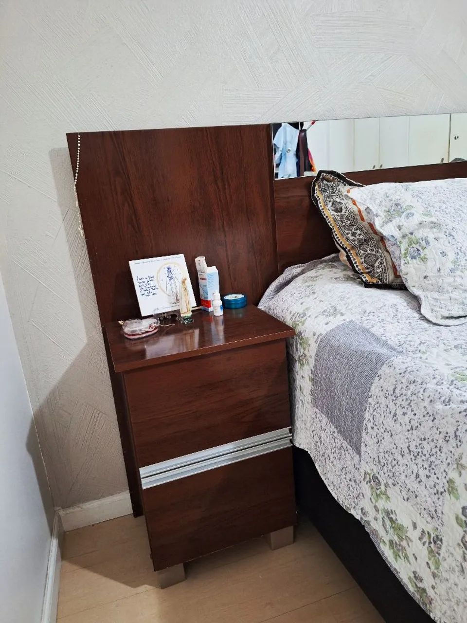 Cabeceira Queen com Mesas de Apoio - Foto 2