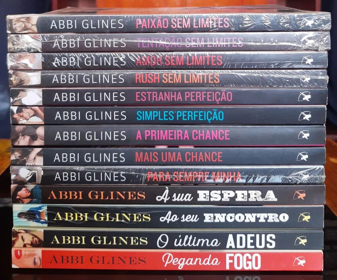 Livros da Abbi Glines - Paixão Sem Limites - Foto 2