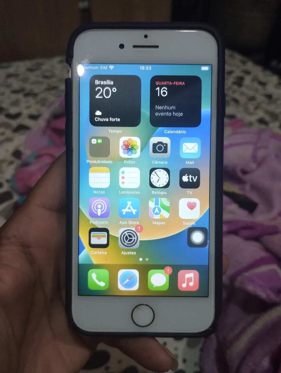 iPhone 8