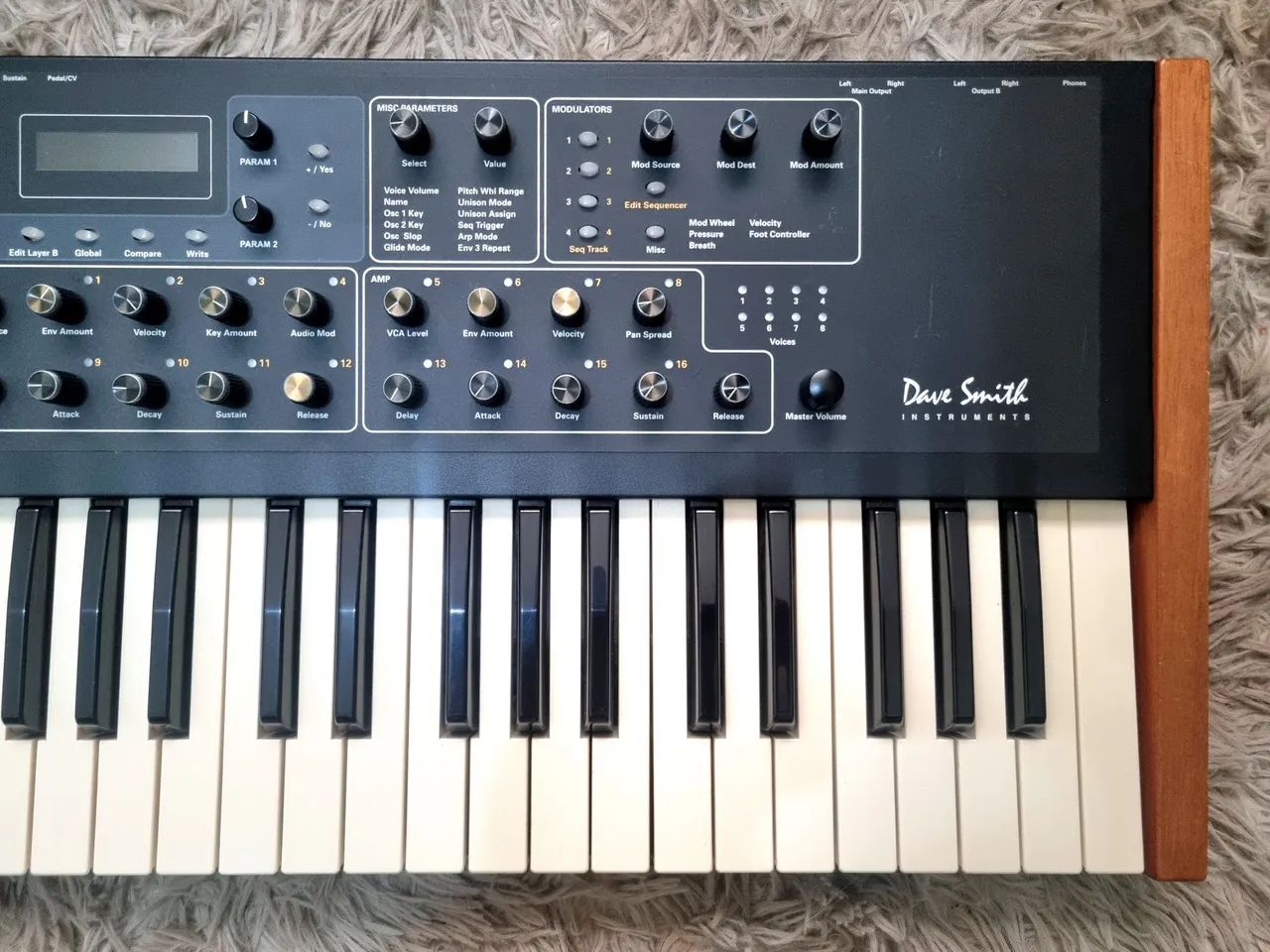 鍵盤楽器 DaveSmithInstruments Prophet 08 Dave Smith Instruments Prophet 08 PE synthesizer keyboard | Bax Music