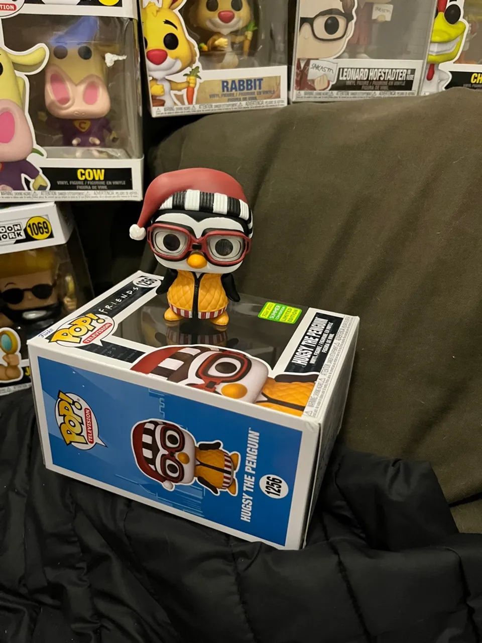 Funko Pop! Friends - Hugsy the Penguin 1256 - Summer Convention 2022 - Foto 5