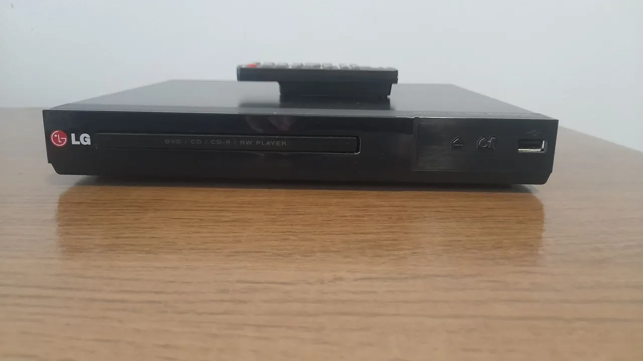 DVD Player LG - Ótimo estado!