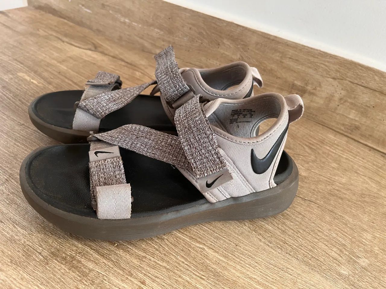 Sandália Nike papete número 38 