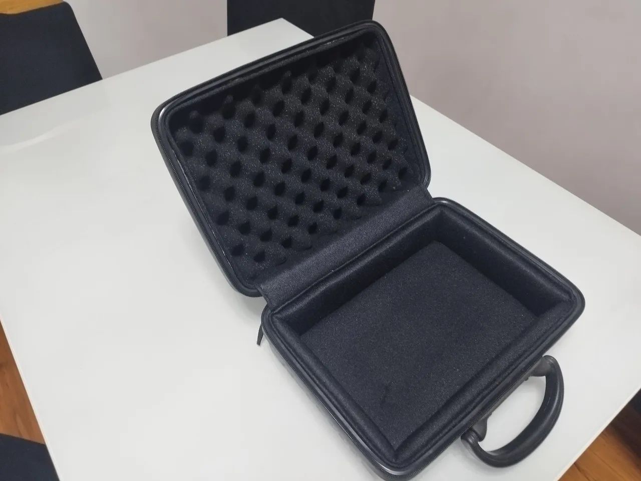 Maleta Case Rígida para Câmera e Acessórios - Foto 6