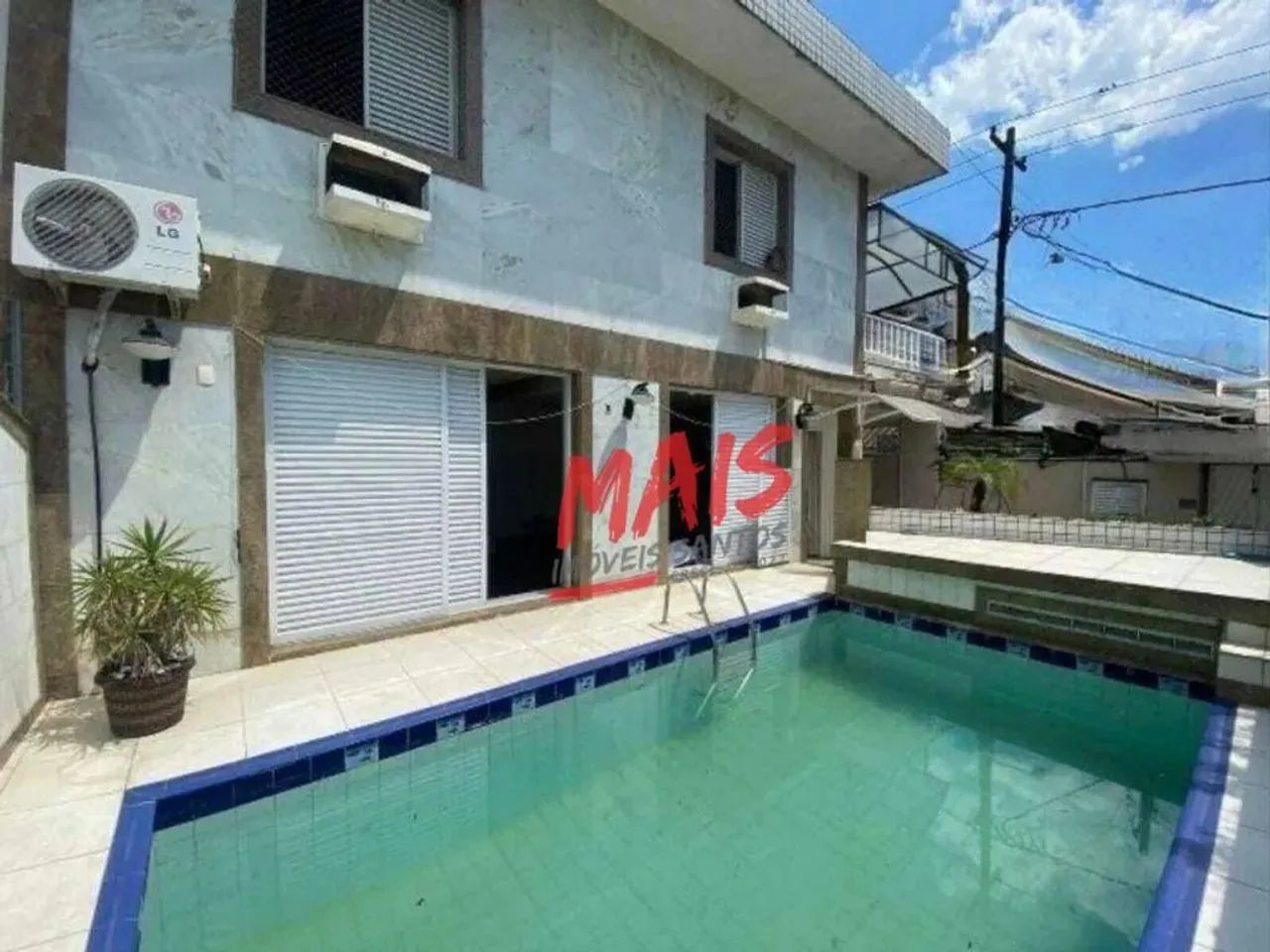 Sobrado de esquina, com piscina e 4 quartos, 277 m² - Aparecida - Santos/SP - Foto 2