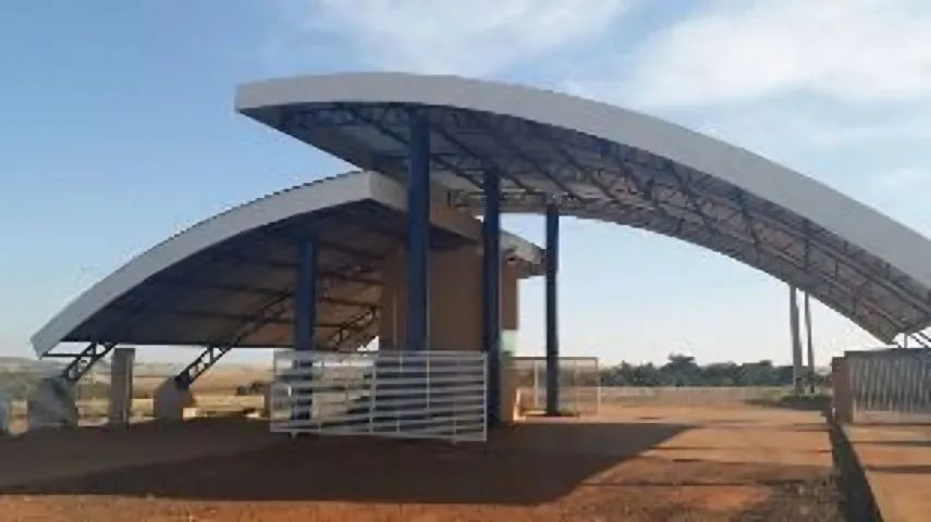 LOTE A VENDA CONDOMINIO DE PESCA E LAZER - ESTÂNCIA MANDIJUBA DO IVAI