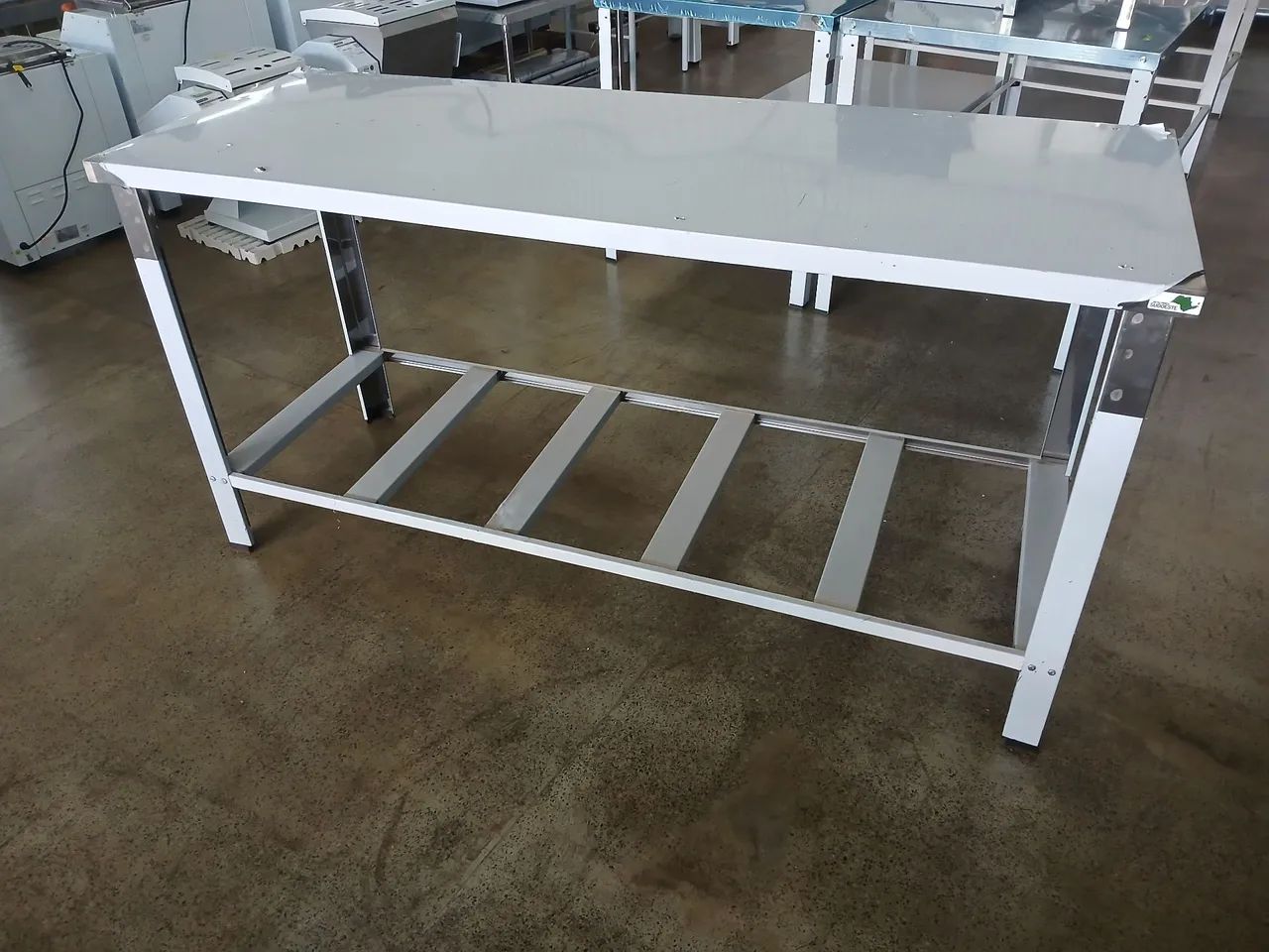 Mesa Aço Inox 1,80 X 0,65 Gradeada  - Foto 3