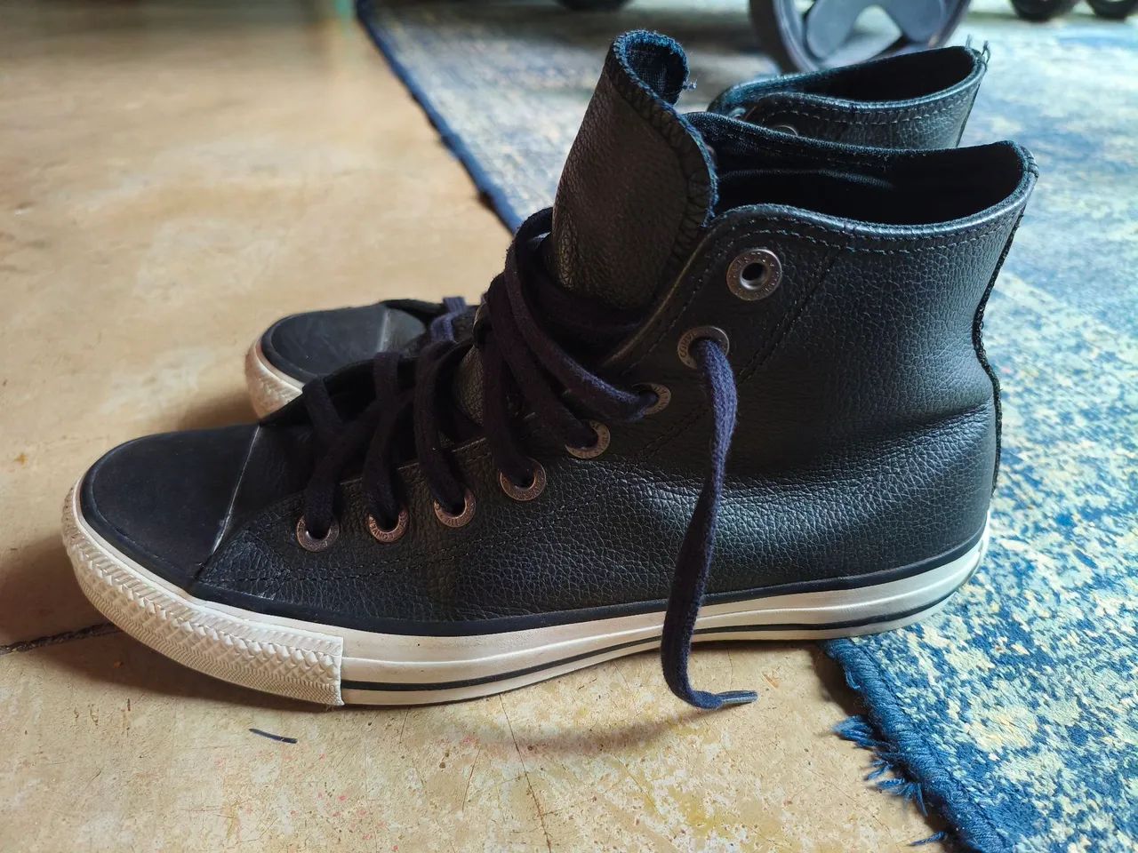 ALL Star Chuck Taylor Cano Alto Couro  - Foto 3