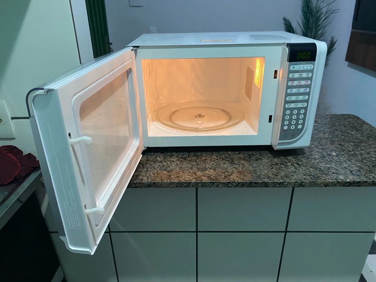 Microondas eletrolux 30 Litros - Branco - Foto 2