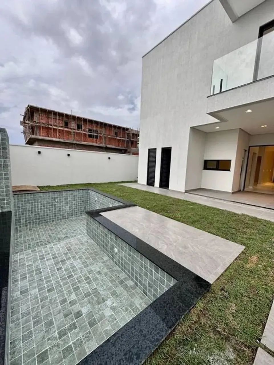 Duplex no Morada dos Passaros 4 Suites  Piscina Espaço Gourmet, Ampla e ventilada, com gra - Foto 11