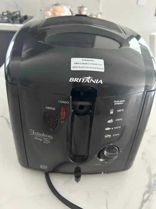 Fritadeira mega Fry black Britania