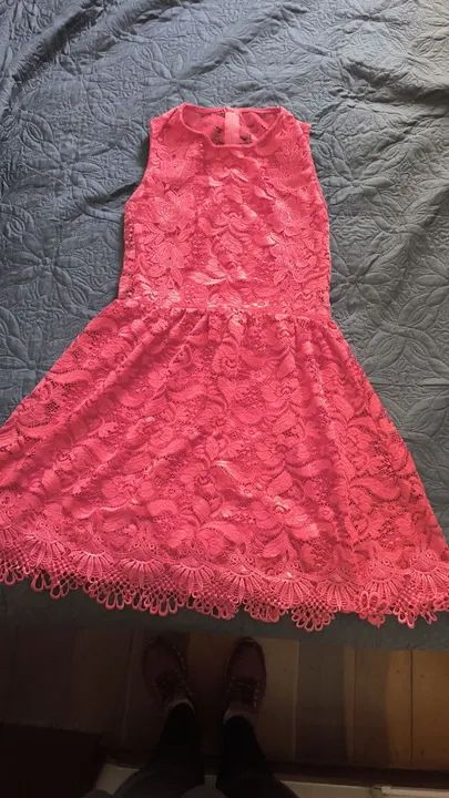 Vestido de renda rosa - Tamanho P/M