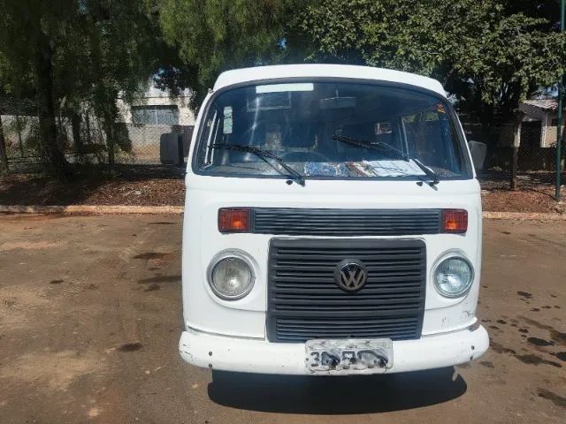 Kombi VW 2013/2014 | Álcool e Gasolina | 9 Lugares | Frota de Empresa | Pneus Novos - Foto 4