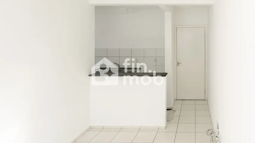 Apartamento no Belvedere - 3º Andar - 02 quartos - Condomínio Parque Monte Cristal