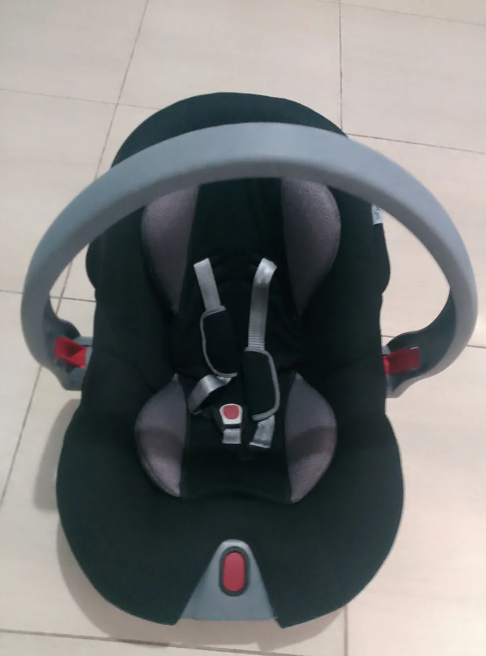 Bebê conforto em perfeito estado