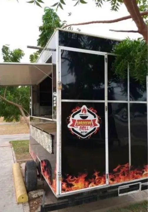 Vendo ou troco ou alugo Trailer com churrasqueira todo no inox completo