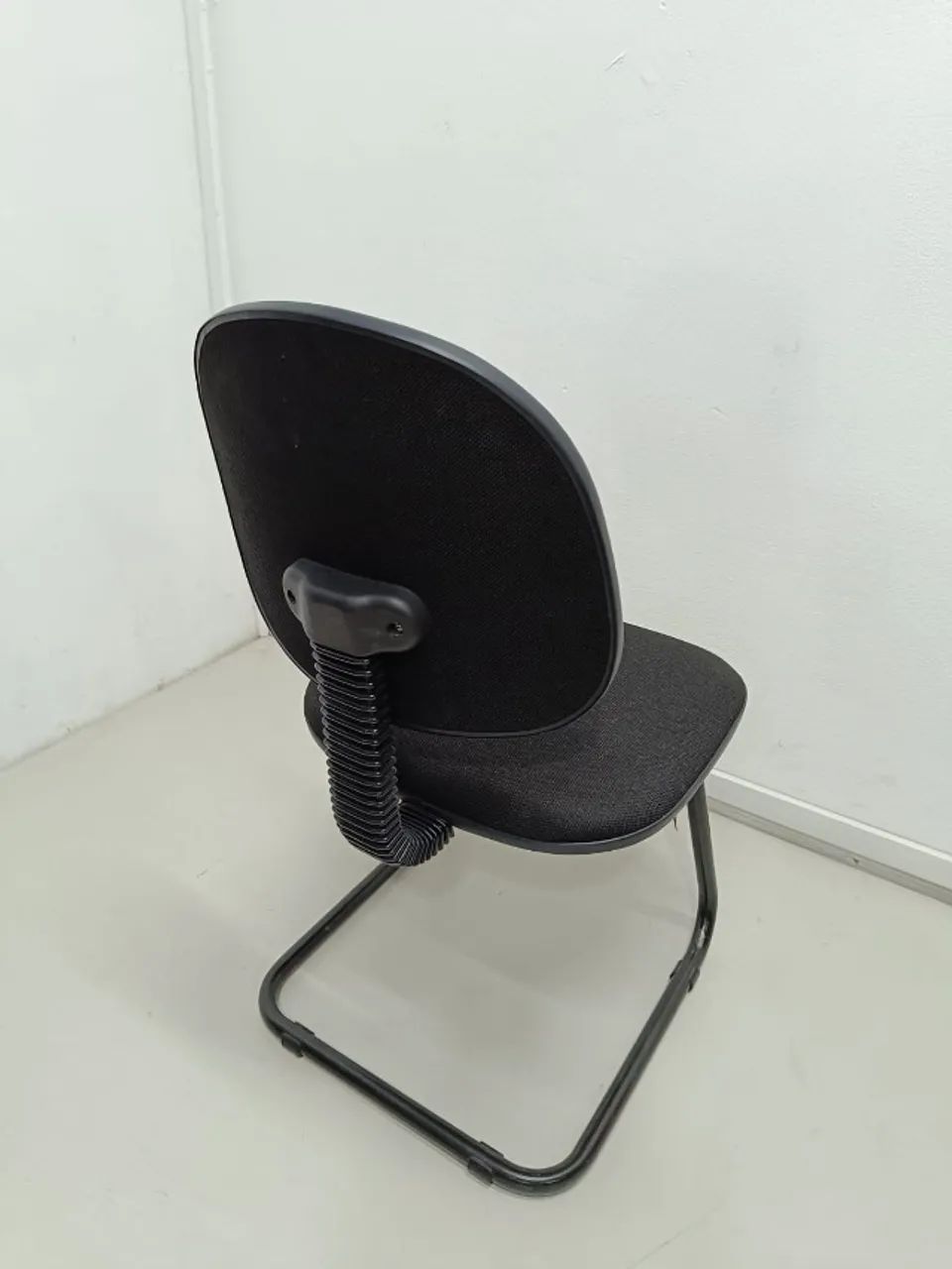 Cadeira fixa de escritório - Foto 3