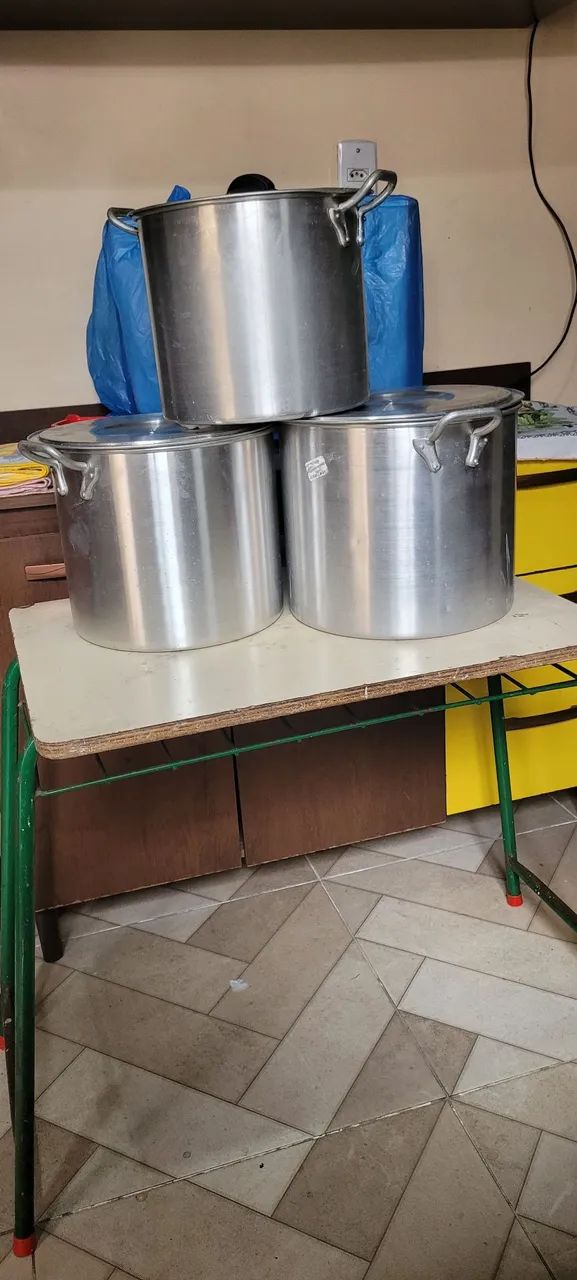 Vendo Conjunto de Panelas Grande.  - Foto 2