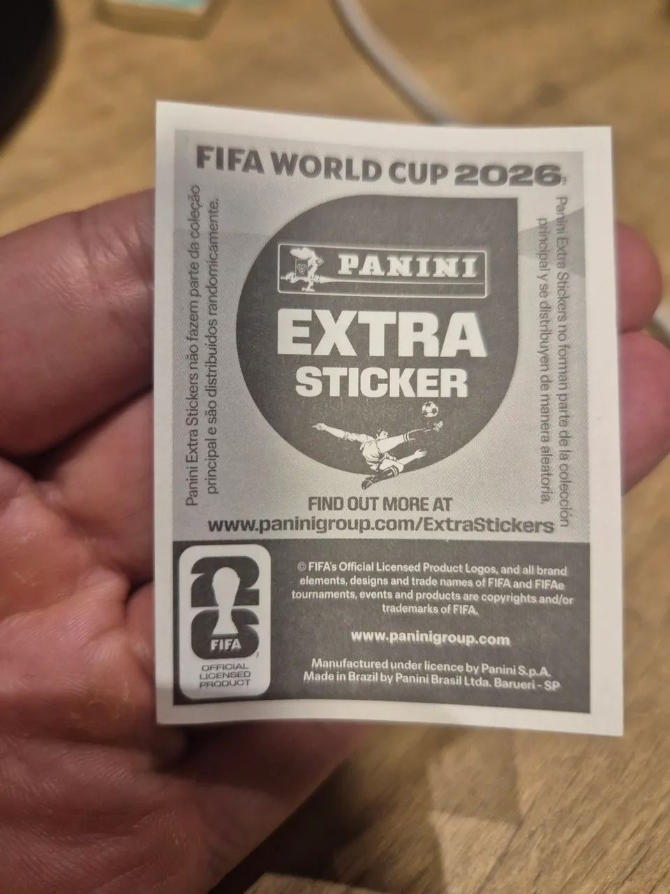 Vendo figurinha original Panini do Raúl Jiménez versão Roxa - Foto 2