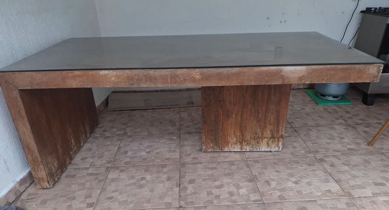 Vendo mesa de madeira maciça  - Foto 3