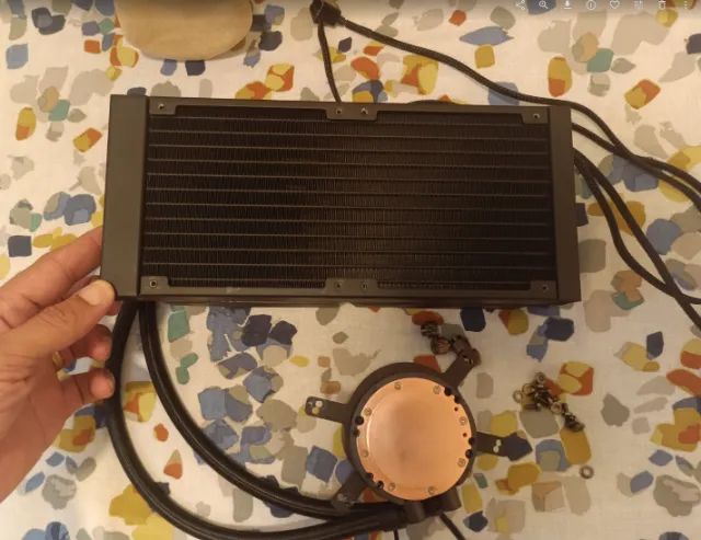 Water Cooler 240mm Gigabyte AORUS para AMD - Foto 5