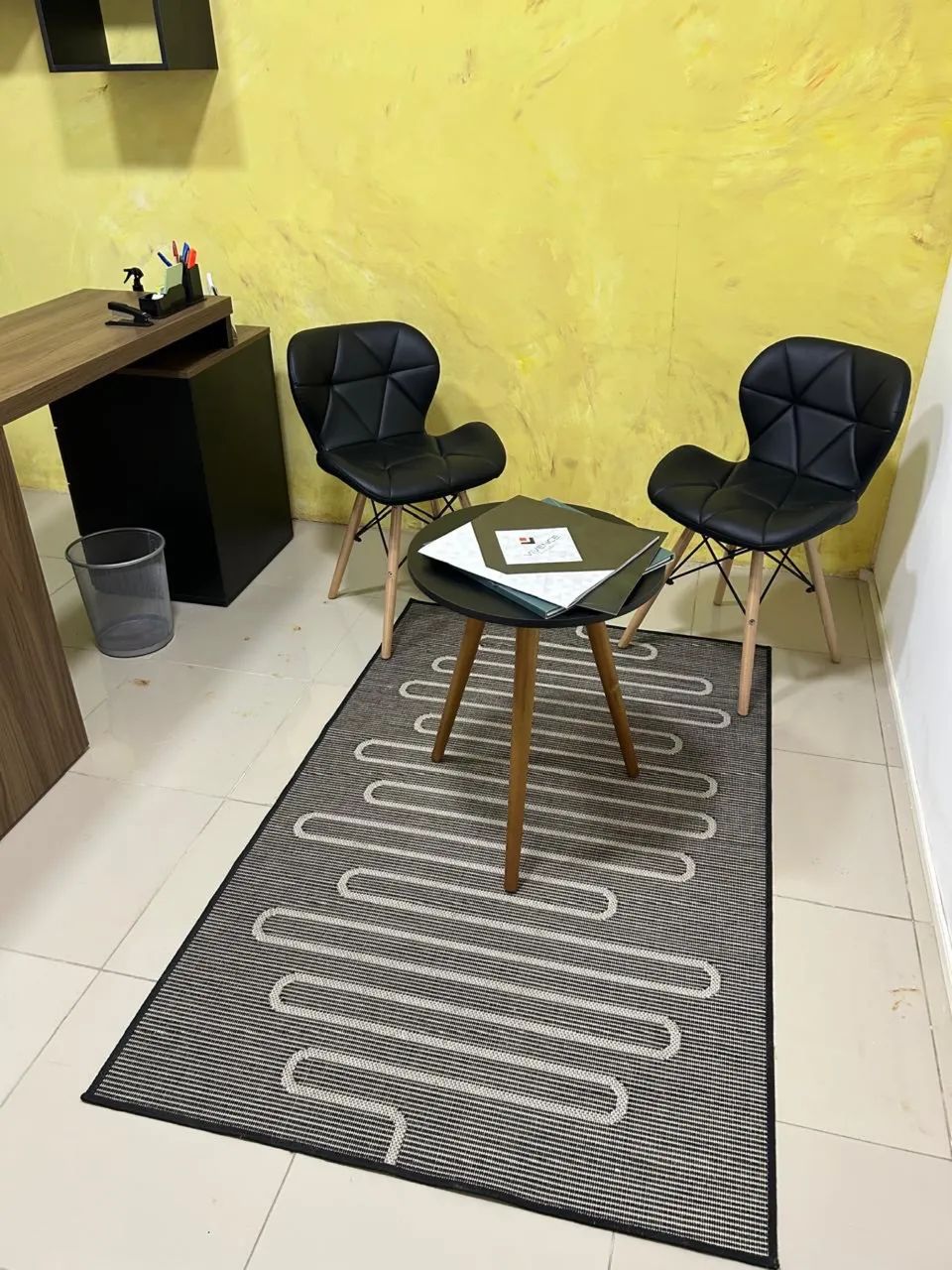 Conjunto de cadeiras e mesa  - Foto 2