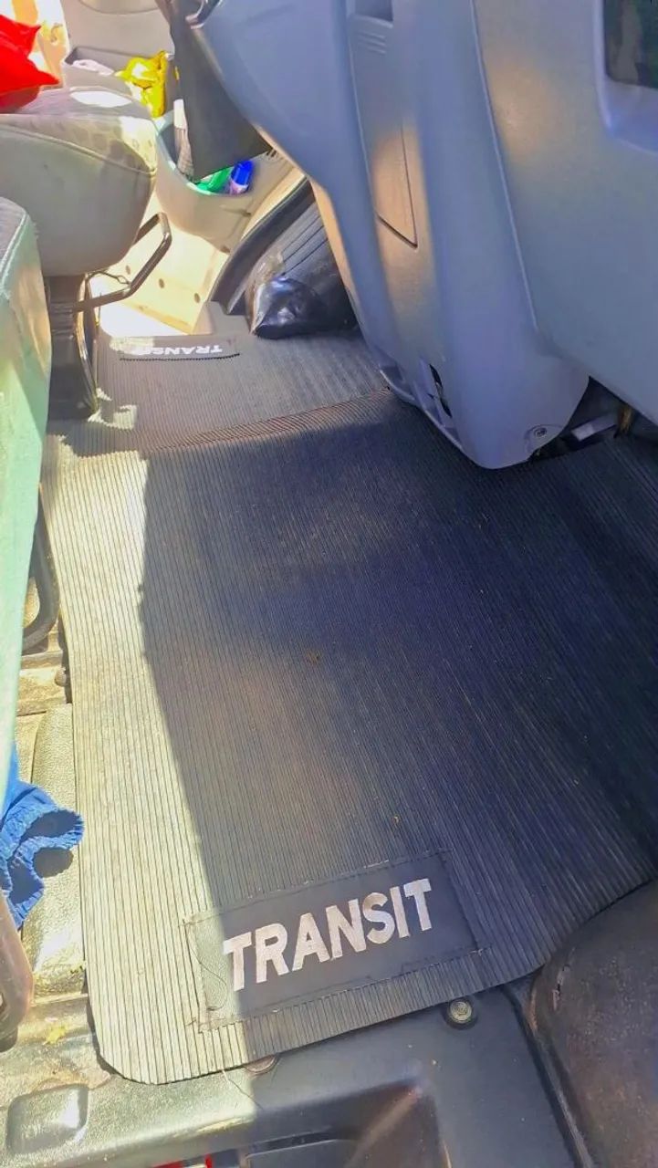 Ford transit 2.4 diesel 16 lugares - Foto 7