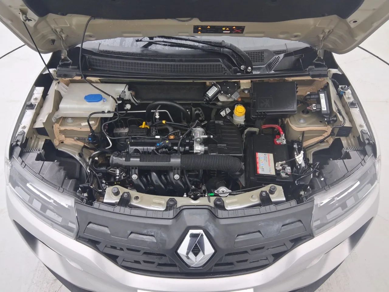 Renault Kwid 1.0 Zen, foto 10 de 18