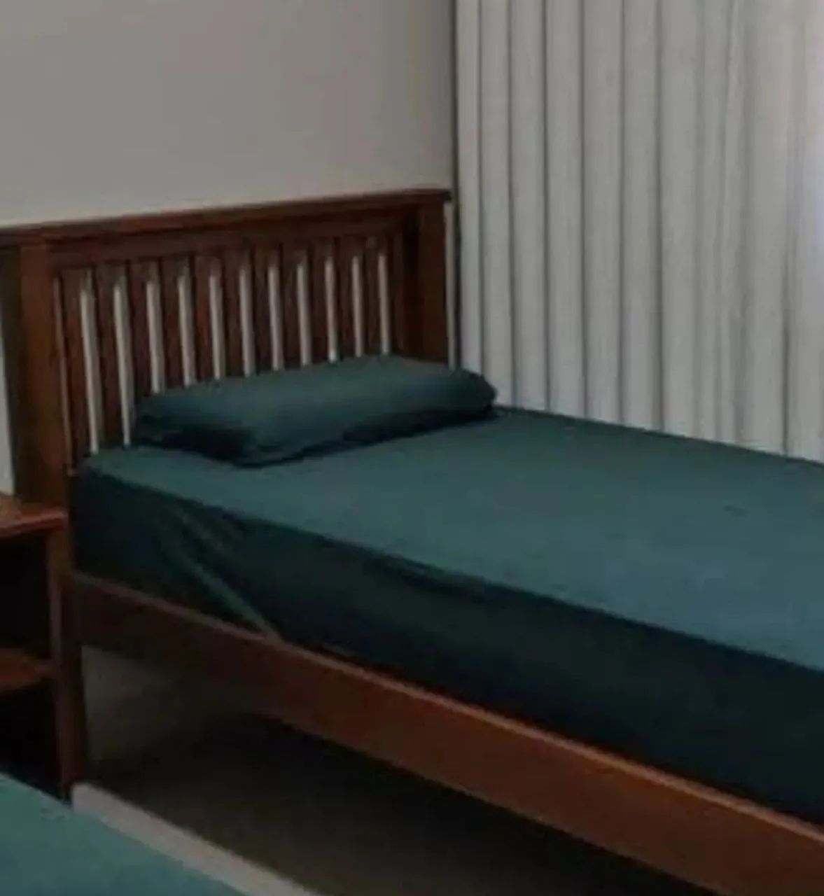 Vendo cama de angelim de solteiro !