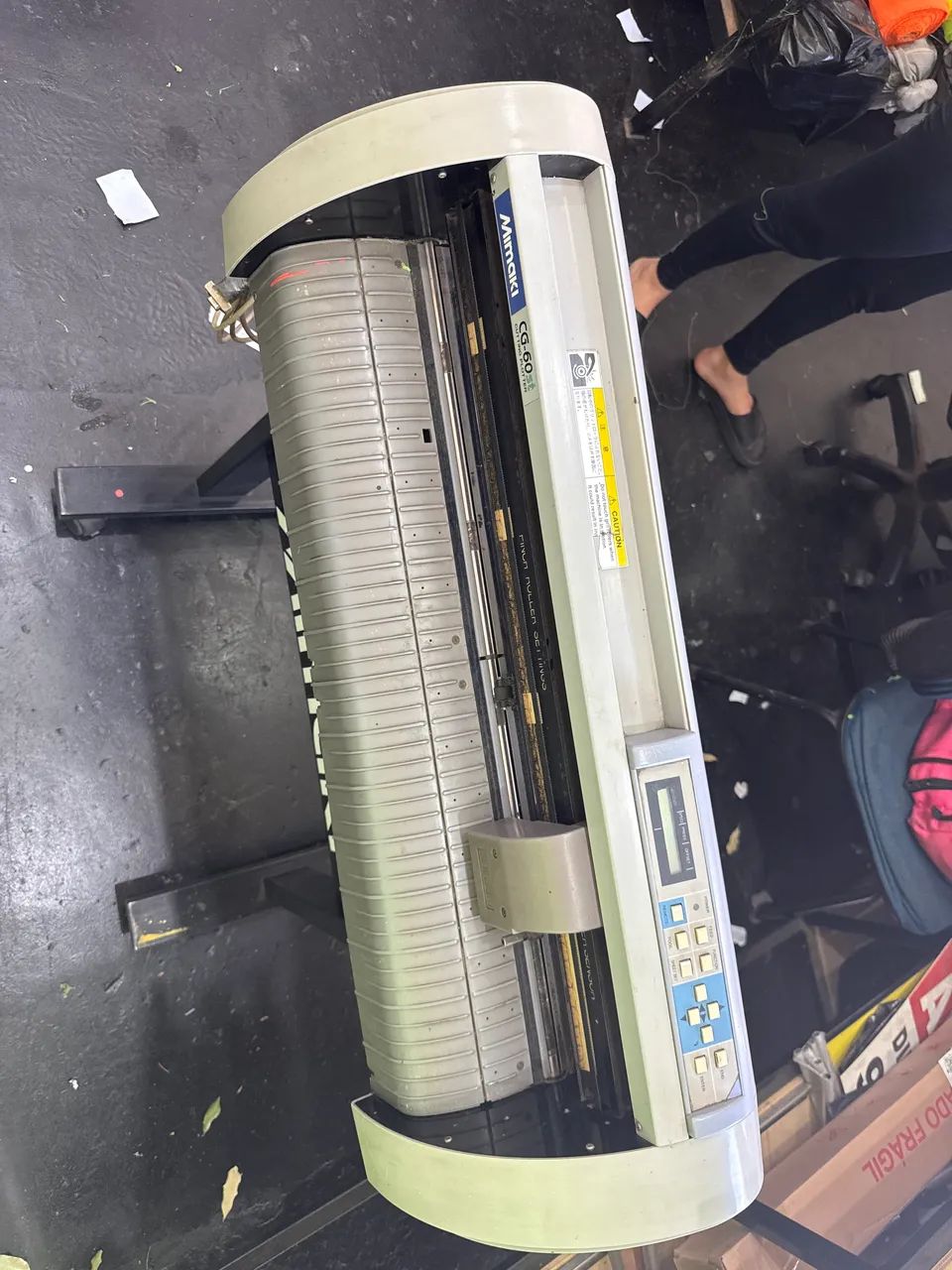 Vendo máquina plotter de recorte