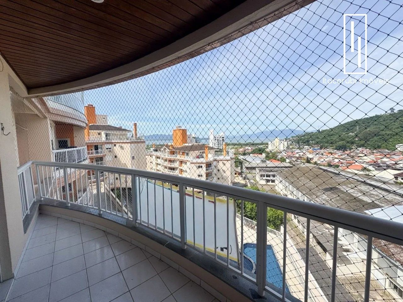 Amplo apartamento com vista para o mar! - Foto 3